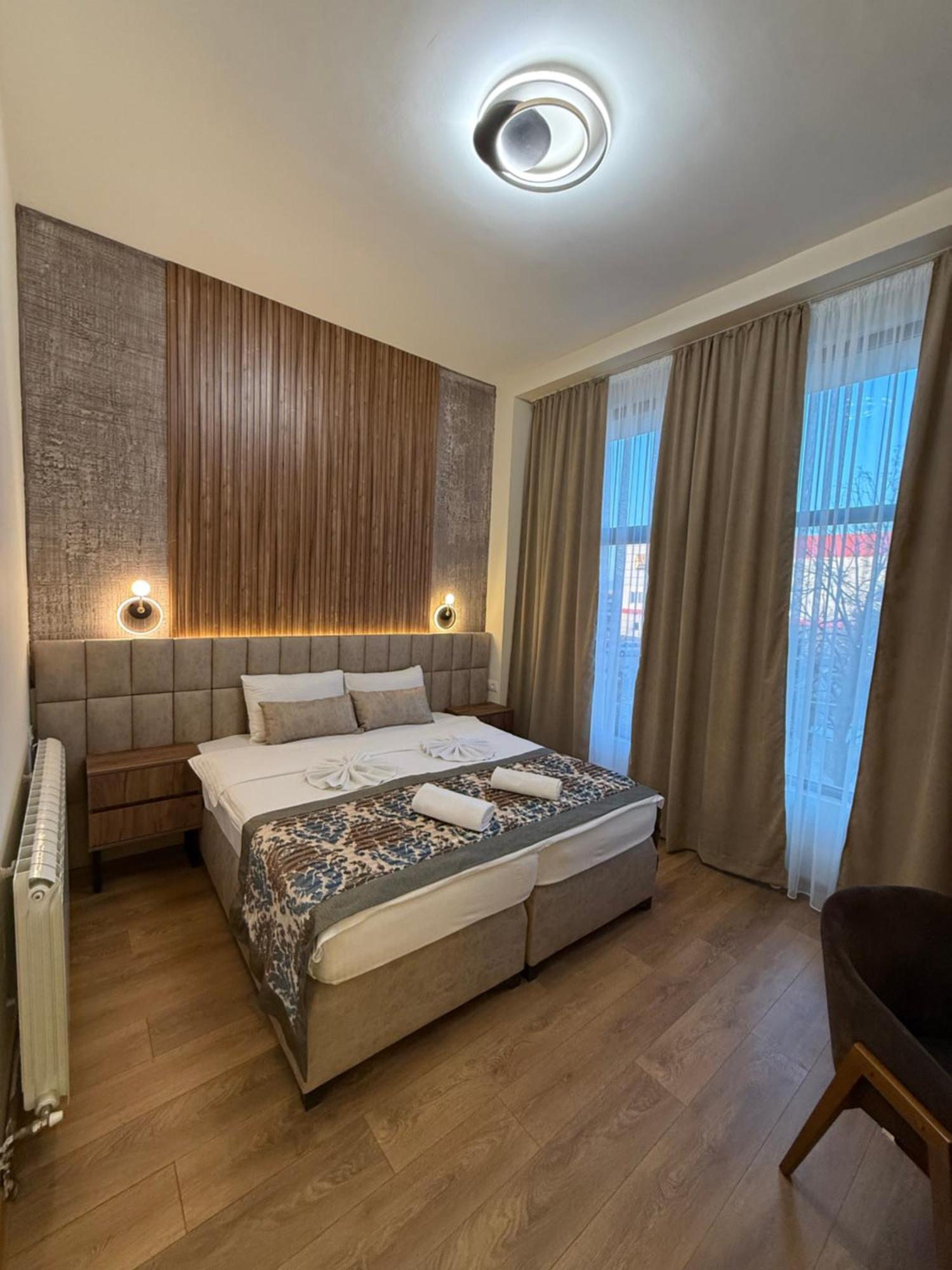 Apostolovic Plus Leskovac  Ngoại thất bức ảnh