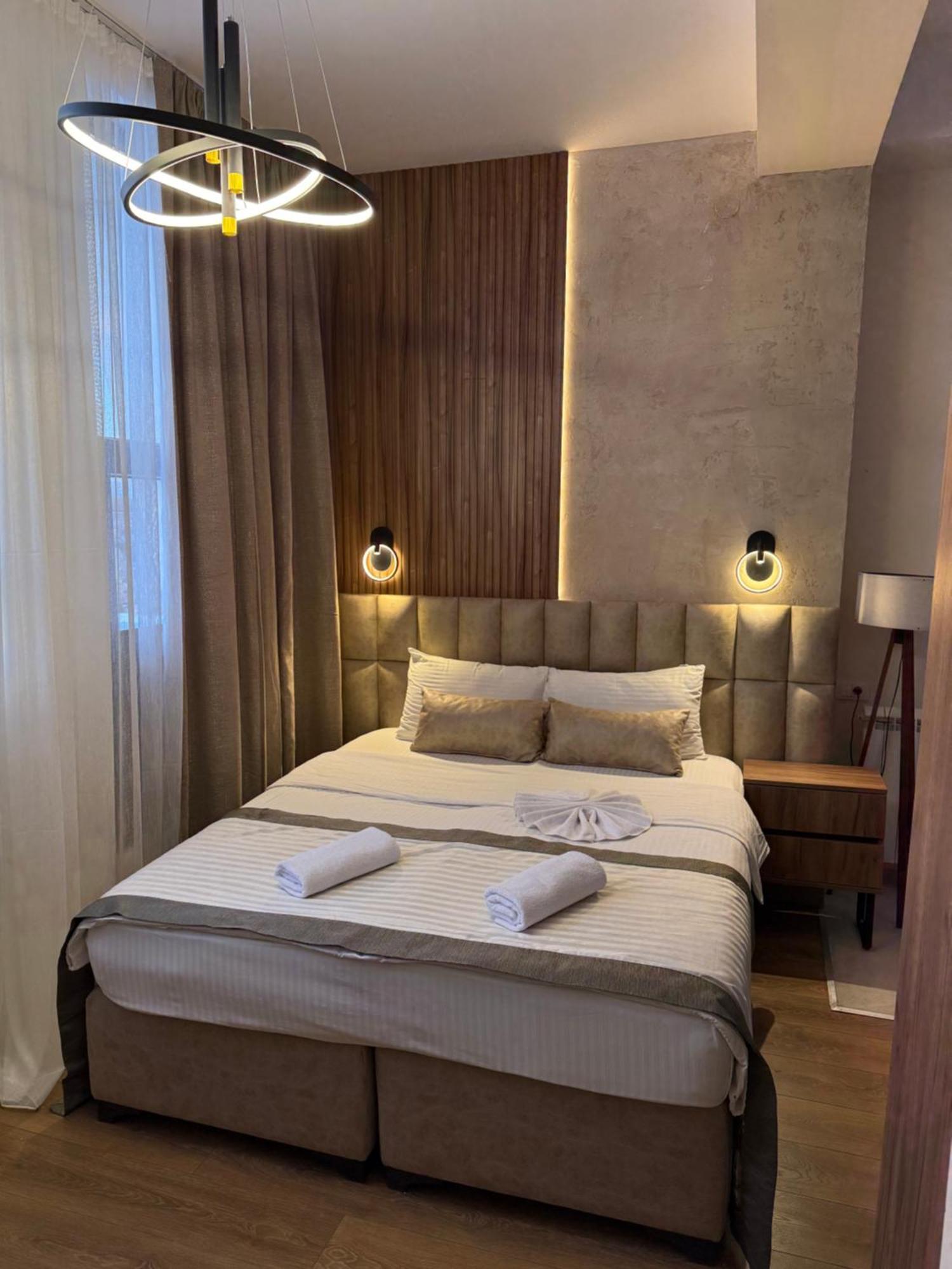 Apostolovic Plus Leskovac  Ngoại thất bức ảnh